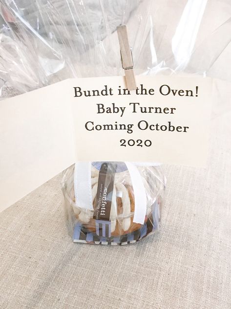 Bundt in the oven! Pregnancy Announcement with Nothing Bundt Cakes Pregnancy Cake Announcements, Pregnancy Announcement Cake Ideas, Cake Pregnancy Announcement, Work Pregnancy Announcement, Pregnancy Announcement Cake, Pregancy Announcement, Baby Surprise Announcement, Baby Announcement To Parents, We're Pregnant