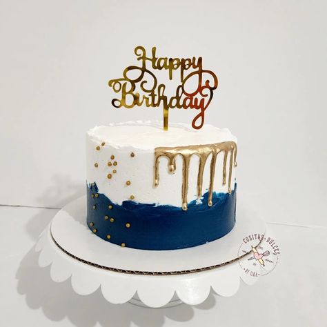 White Blue Cake Birthday, Buttercream Cake Ideas For Men, Blue And White Buttercream Cake, Golden Birthday Cakes For Men, White And Gold Birthday Cake For Men, Minimalist Cake Birthday Men Blue, Men Cake Decorating Ideas, Blue Cake Designs For Men, Blue Cake Ideas Birthday Men