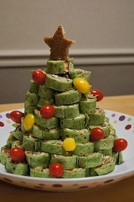 Pinwheel Tree | Stay At Home Mum Pinwheel Christmas Tree, Food Art Christmas, Christmas Party Finger Foods, Christmas Party Food Ideas, Fancy Christmas Party, Make Ahead Christmas Appetizers, Christmas Finger Foods, Christmas Party Snacks, Tortilla Pinwheels