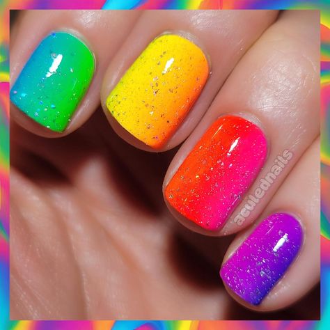 Aculed200's rainbow gradient nail look from RedditLqueristas Beauty Works, Beautiful Lipstick, Gradient Nails, Dip Powder Nails, Neon Nails, Powder Nails, Makeup Nails, Body Art, Manicure