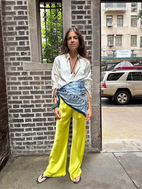 A silk scarf is the key to good summer styling (part 1) Leandra Medine Style, Good Summer, Blue Silk Scarf, Leandra Medine, Summer Styling, Scarf Outfit, Black Flip Flops, I Was Wrong, Baby Style