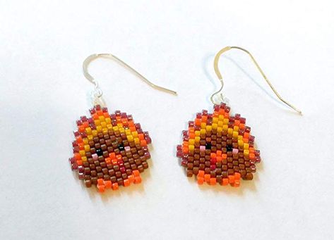 Turkey Seed Bead Dangle Earrings Turkey Beads, Halloween Earrings Beaded, Beaded Critters, Seed Beads Diy, Seed Bead Projects, Fall Bead, Beaded Jewelry Earrings, Diy Beading, Bead Crafts Diy