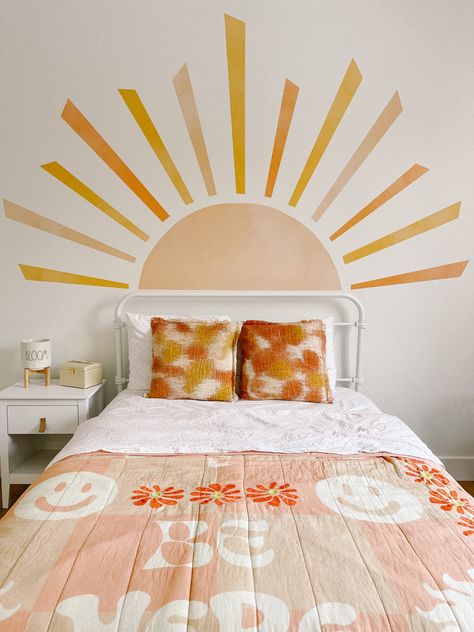 Sunshine Theme Bedroom, Sunshine Bedroom Ideas, Sunshine Themed Bedroom, Sunshine Room Ideas, Murals For Girls Bedroom, Sunshine Bedroom Kids, Girls Cozy Bedroom Ideas, Girls Orange Bedroom, Pink Bedrooms For Girls Kids