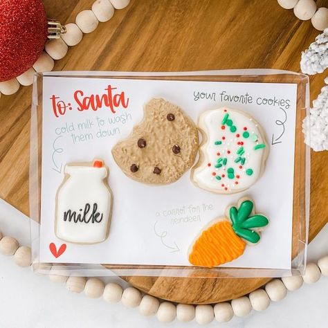 Cookies For Santa Royal Icing, Sugar Cookies For Santa, Christmas Treat Packaging Ideas, Elf On Shelf Cookies, Cookies For Santa Decorated, Christmas Cookie Boxes, Royal Icing Cookies Recipe, Vendor Market, Royal Icing Decorated Cookies