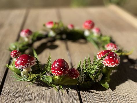 Mushroom Crown, Mushroom Circle, Mushroom Accessories, Wallpapers Home Decor, Cosplay Crown, Fairy Circle, Fantasy Crown, Handmade Crown, Fairy Garden Birthday Party