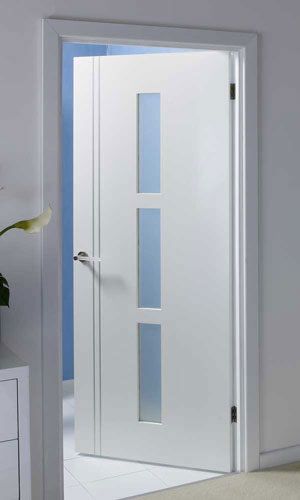 White door Sobna Vrata, Internal Doors Modern, Contemporary Internal Doors, Latest Door Designs, Pintu Interior, White Interior Doors, White Internal Doors, Internal Glass Doors, Modern Entrance