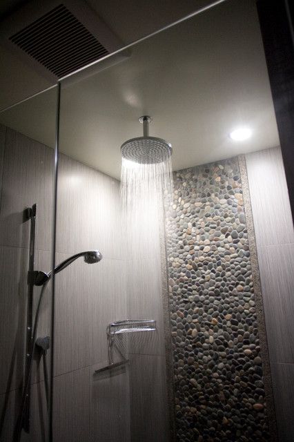 14 Divine Rain Shower Designs For Your Home Improvement Coastal Style Bathroom, Pebble Tile, Casa Vintage, Bathroom Shower Tile, Rainfall Shower Head, Covent Garden, House Bathroom, Shower Design, Bathroom Faucet