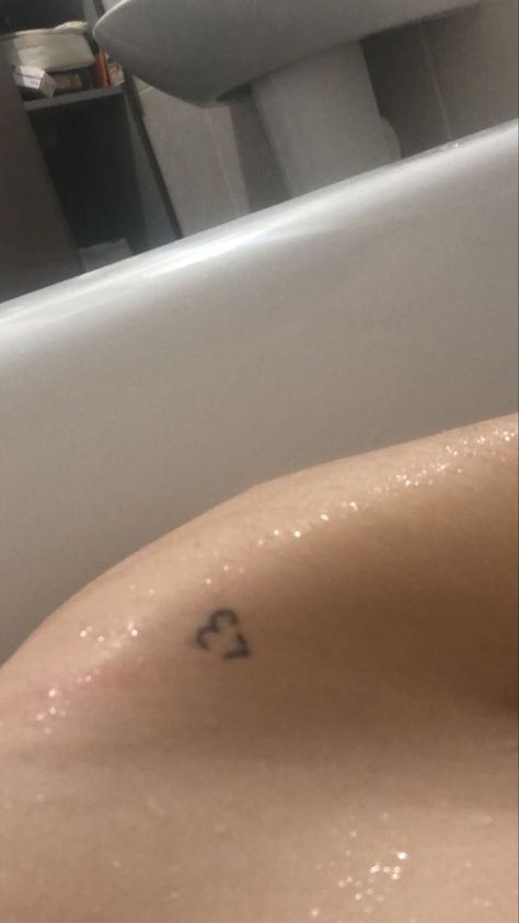 Small Hand Poke Tattoo Ideas, Stick And Poke Tattoo On Hip, Tiny Tattoos On Hip, Small Tattoo Ideas Stick And Poke, Hip Stick And Poke, Stick In Poke Tattoo Ideas, Stick In Poke, Small Stick And Poke Tattoo Ideas, Small Tattoos Stick And Poke