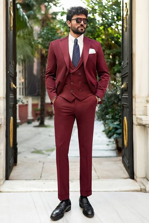 Unveil a world of refinement with our Wine Red Wonder Bordeaux Slim-Fit Suit 3-Piece. Crafted with precision and featuring a captivating bordeaux hue, this ensemble captures attention with its timeless appeal. The slim-fit design offers a contemporary silhouette, allowing you to make a bold statement wherever you go.  #singlebreasted #bordeaux #stripedsuit #suit #suits #slimfit #menstyle #menfashion #fashioninspo #formalwear #menclothing #formalattire Wine Suit, Bow Tie Suit, Modern Fit Suit, Suit Styles, Suit Stores, Slim Fit Suit Men, White Shirt Men, Tuxedo Blazer, Slim Fit Suits