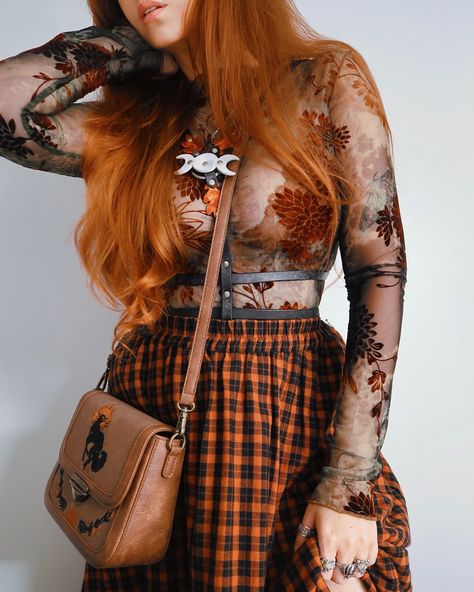 𝕳𝖆𝖗𝖛𝖊𝖘𝖙 𝕸𝖔𝖔𝖓 🍂🌙🌾 Give me autumn hues, cozy knits, plaid skirts, foxes, fall leaves, soft cardigans & the moon, and I’ll be one happy ghoul 🧡🍂🦊 Two of my fave casual outfits I’ve been wearing throughout this Fall thanks to @disturbia Which one is your fave? 🌙 Full @disturbia fits 🍁 Oak leaf harness from @foxesandravens I am still catching up on posting all the content I’ve done as I’ve been flat out busy, so the autumn / spooky ssn content is continuing well into November and December… but... Regular Outfits, Corset Fashion, Soft Cardigan, Instagram Outfits, Harvest Moon, Oak Leaf, Which One Are You, Fall Leaves, Plaid Skirts