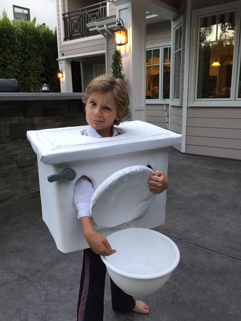 Toilet costume 2015.  Candy goes in the bowl.  Inspired by costume at instructables.com Unique Kids Halloween Costume, Geek Outfit, Halloween Costumes Kids Homemade, Halloween Costume For Kids, Halloween Costumes Kids Boys, Halloween Tutorial, Diy Halloween Costumes For Kids, Homemade Halloween Costumes, Kids Costumes Boys