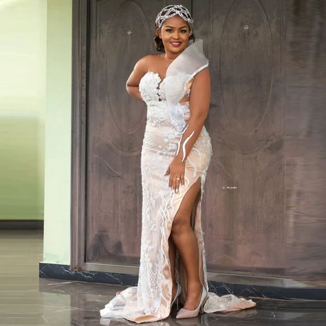 Evening Gowns Plus Size, Prom Dresses One Shoulder, Gowns Plus Size, Lace Prom Dresses, Gown Plus Size, Dresses One Shoulder, Aso Ebi, Prom Dresses Lace, Side Split