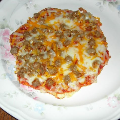 School Cafeteria Fiestada Pizza School Mexican Pizza Recipe, Pizza School Lunch, Fiestada Pizza, School Cafeteria Pizza Recipe, School Cafeteria Recipes, Lunch Lady Recipes, Cafeteria Recipes, School Cafeteria Food, Mexican Pizza Recipe