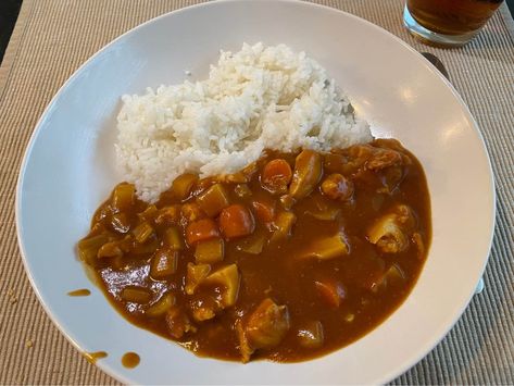 Chicken kare raisu by DerekL1963 The post Chicken kare raisu appeared first on Alo Japan. Kare Raisu, Japanese Food, Dream Life, Chicken, Japan