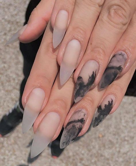 Edgy Nails Black, Crystal Inspired Nails, Witchy Halloween Nails, Smoky Nails, Creepy Nail Art, Anime Nails Art, Ongles Goth, Witch Nails, Witchy Nails