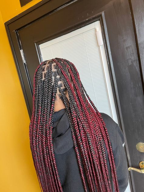 Black And Burgandy Braids, Maroon Box Braids Black Women, Maroon Hair Braids, Burgundy Medium Knotless Braids, Black And Maroon Braids, Black And Burgundy Box Braids, Burgundy And Black Braids, Maroon Box Braids, Maroon Braids For Black Women