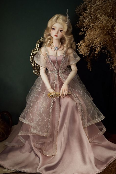 Vintage Ball Gown, Gaun Abad Pertengahan, Dark Blush, Vintage Ball Gowns, Bjd Dolls Girls, Bjd Clothes, Gaun Fashion, Ball Jointed Doll, Barbie Gowns