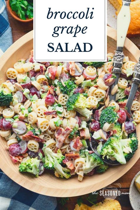 This broccoli grape salad is loaded with flavors and textures thanks to tender pasta, fresh veggies, juicy grapes, smoky bacon, and crunchy pecans all tossed together in a creamy dressing. It's a perfect side dish for weeknight dinners, cookouts, potlucks, and holiday tables! Broccoli Grape Salad, Easy Pasta Dinner Recipes, Pasta Fresh, Creamy Dressing, Hearty Casseroles, Grape Salad, Broccoli Pasta, Crunchy Pecans, Pasta Dinner Recipes