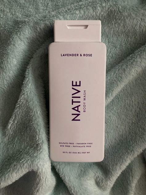 A bottle of Native bath and body skin care wash is laying on a light blue fleece blanket. Best Feminine Wash Products, Native Body Wash Aesthetic, The Best Body Wash, Native Body Wash, Product Aesthetic, Lavender Body Wash, Selfcare Tips, Best Body Wash, Winter Skin Care Routine