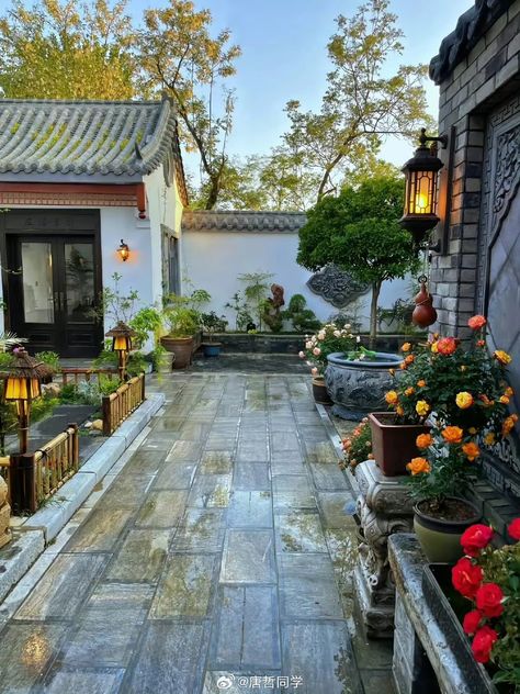 Chinese Village House, Chinese House Design, Traditional Chinese House, Chinese Village, Architecture 101, Chinese Courtyard, Asian House, Chinese House, Wallpaper Winter