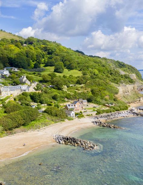 Cornwall Cottage Seaside, The Isle Of Wight, Ventnor Isle Of Wight, Cornwall England Beach, Isle Of Wight Beach, England Seaside Town, Seaview Isle Of Wight, Seaside Hotel, Seagrove Beach