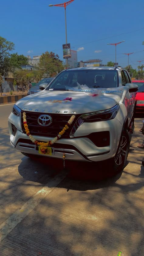 Fortuner Delivery Snap, New Car Buying Pic, Fortuner Car Images, New Fortuner Car Snapchat Story, Fortuner Legender Snapchat, Mahindra Showroom Snap, New Thar Car Snap, New Fortuner Car Delivery Snap, New Car Instagram Story