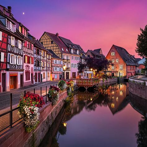 Sunset in the beautiful town of Colmar in Alsace, France ☀️ Logo Voyage, Colmar France, Alsace France, Beautiful Town, Places In Europe, Colmar, Alsace, France Travel, Travel Around The World