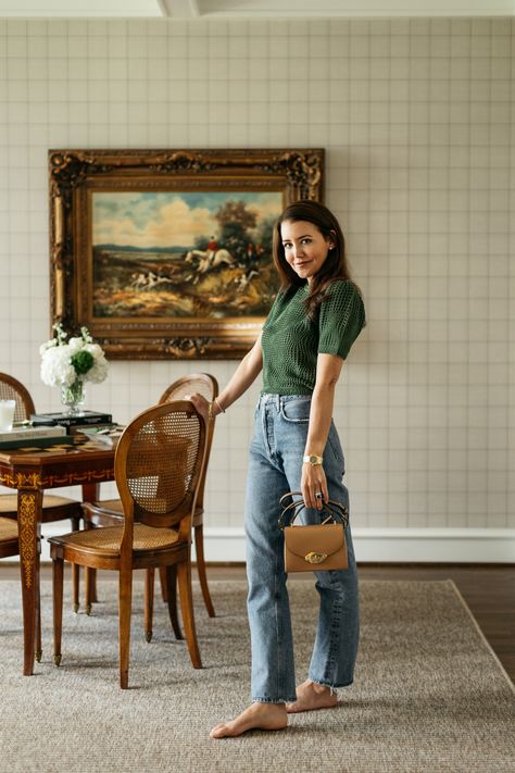 pretty greens for fall Amy Havins Home, Green Handbag Outfit, Amy Havins, Neutral Wardrobe, Winter Greens, Apple Cheesecake, Mulberry Bag, Agolde Jeans, Cinnamon Apple