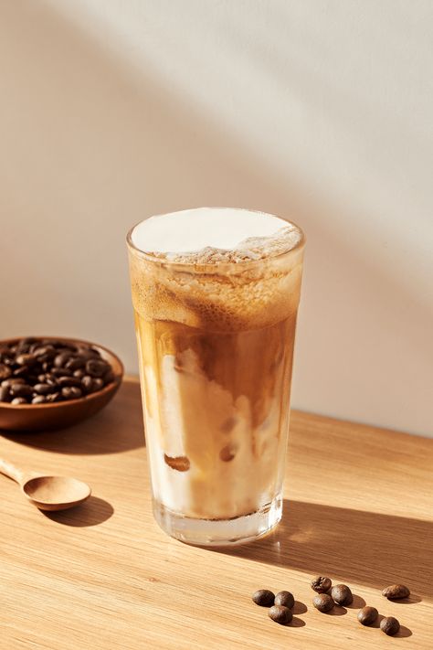 Hyli Coffee on Behance Coffee Food Styling, Coffee Food Photography Styling, Iced Coffee Product Photography, Coffee Photography Styling, Summer Coffee Photography, Coffee Drink Photography, Iced Coffee Photoshoot, Yellow Coffee Aesthetic, Coffee Photoshoot Product