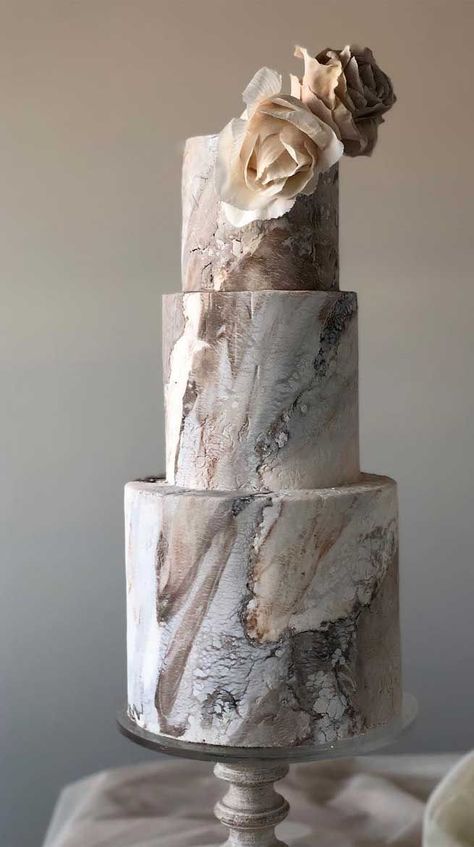 Stone marble effect wedding cake #weddingcakes Concrete Wedding Cake, Artist Cake, Wedding Cake Prices, Wedding Color Palettes, Pretty Wedding Cakes, Wedding Cakes Elegant, Dream Wedding Cake, Colors Wedding, Cake Pricing