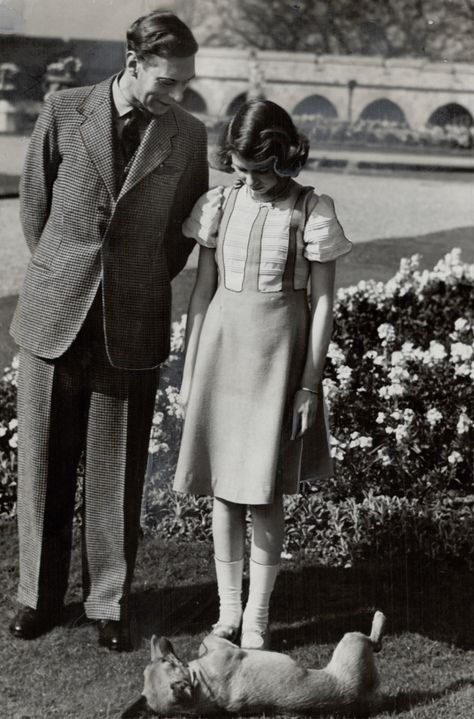 Queen Elizabeth Photos, Princesa Elizabeth, Young Queen Elizabeth, Rainha Elizabeth Ii, Queen Mum, King George Vi, Reine Elizabeth Ii, Hm The Queen, Royal Family England