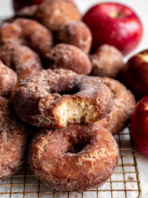 FRIED APPLE CIDER DONUTS What To Do With Apples, Donut Recipe Fried, Cider Donuts Recipe, Apple Cider Donuts Recipe, Fried Apple, Apple Cider Donuts Baked, Mcintosh Apples, Apple Hand Pies, Apple Recipe