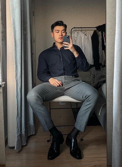 Office Outfit Aesthetic Men, Summer Fancy Outfits Men, Mens Business Formal Outfit, Guys Formal Outfits, Asian Men In Suits, Japanese Fashion Men, Men Formal Casual, Formal Dress Men, Smart Business Attire