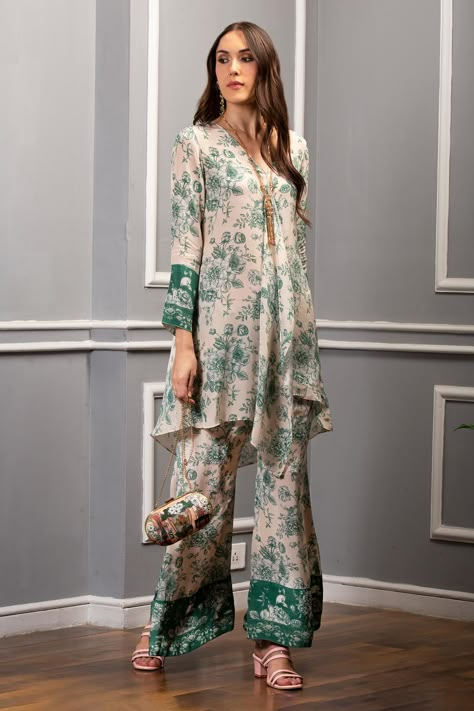 Shop for these amazing collections of Green Crepe Floral V Neck Tunic And Pant Set For Women by Sakshi Girri online at Aza Fashions. Co Ords Outfits Indian, Co Ords Outfits, Sets Outfit, V Neck Tunic, Bell Pants, Pakistani Fashion Casual, Floral Print Tunic, Indian Fashion Designers, Manish