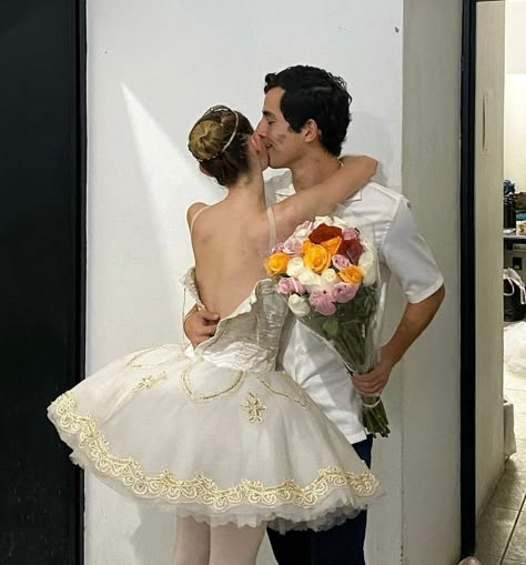 Jasper Gervais, Ballet Couple, Elsie Silver, Dancer Lifestyle, Dance Dreams, Ballet Beauty, Dance Tutorial, Ballet Inspiration, American Ballet Theatre