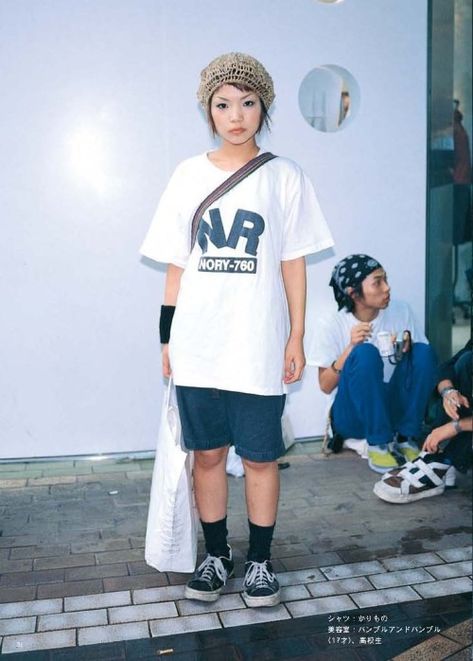 200s Japanese Fashion, Japanese Skater Style, Fruits Magazine Fashion, Japanese Fashion Magazine, Fruits Magazine, Masc Outfits, Harajuku Fashion Street, Magazine Fashion, Skater Style