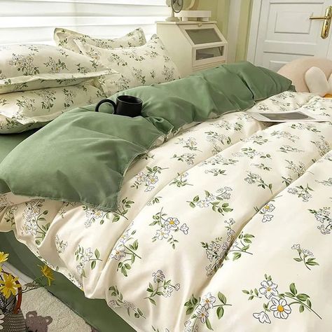 ��👉 Comment "Shop" order this item 👈 Floral Print Brushed Home Bedding Set Simple Fresh Comfortable Duvet Cover Set with Sheet Comforter Covers Pillowcases Bed Linen 👇 Product Details1.Please Carefully read and check the detail size before purchuse. 2.The bedding set do not include any fillers!If you have any questions after receiving the goods or are not satisfied with the quality, you can contact us and we will give you a satisfactory solution.Products included in each size: ----------------... Floral Print Bedding, Cama Queen Size, King Size Bed Sheets, Bed Duvet, Purple Bedding, Girls Bedding Sets, Flower Bedding, Floral Duvet Cover, Home Bedding