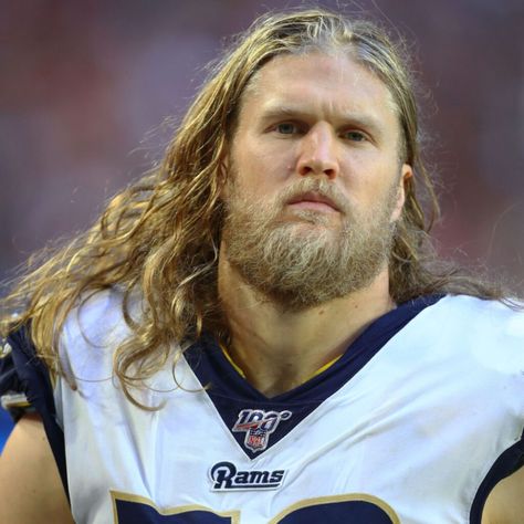 Clay Matthews: NFL, Retirement & Net Worth [2022 Update] - Players Bio Clay Matthews Iii, Usc Trojans Football, Trojans Football, Clay Matthews, George Mason University, Kids Clay, Professional Football, Free Agent, Life Story