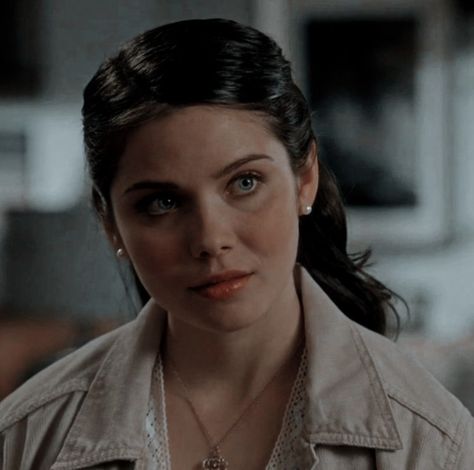 Face Claim: Grace Phipps Grace Phillips, Bad Ash, Jodi Lyn O'keefe, Actresses With Black Hair, Grace Phipps, Haley Lu Richardson, Jennifer Miller, Thalia Grace, Minnie Driver