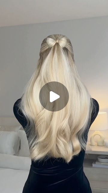 Half Up Bow Hairstyle, Half Up Half Down Bow Hairstyle, Bow Hair Tutorial, Hair Bow Hairstyle, Alex Gaboury, 2023 Hair, Hair Upstyles, Bow Hairstyle, Holiday Hairstyles