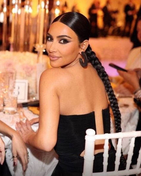 Kardashian Ponytail, Kim Kardashian Ponytail, Kim Kardashian Braids, Kardashian Braids, Sleek Braid, Kardashian Makeup, Kardashian Beauty, Kim Kardashian Makeup, Kim Kardashian Hair