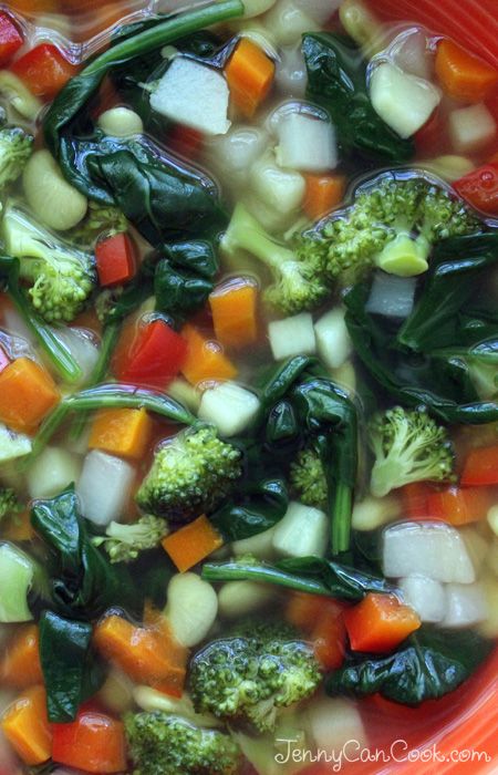 Wound Healing Soup recipe from Jenny Jones (JennyCanCook) Simple recipe takes 30 minutes. Food Ideas For Lunch, Jenny Can Cook, Easy Cabbage Soup, Ideas For Lunch, Healing Soup, Easy Vegetable Soup, Cream Of Tomato, Cream Of Tomato Soup, Tomato Soup Easy