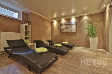 Sauna Basement, Sauna Diy, Sauna Design, Basement Ideas, Logo Inspiration, Floor Chair, Sun Lounger, Basement, Conference Room Table