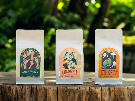 Single Origin Coffee Selection | cama café on Packaging of the World - Creative Package Design Gallery Coffee Labels, Coffee Packaging Design, Coffee Bag Design, Growing Coffee, Coffee Infographic, Coffee Package, Tea Package, Coffee Origin, Coffee Pack