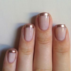 French Manicure Glitter, Scrub Bibir, French Manicure With A Twist, Rose Nail Polish, French Manicure Nail Designs, Gold Manicure, Pink French Manicure, Gold Nail Designs, Manicure Colors