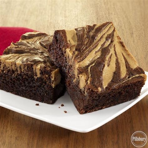 Peanut Butter Swirl Brownies from Pillsbury are an easy recipe to enjoy your favorite sweet flavors of chocolate and peanut butter together! Peanut Butter Brownies Recipe, Brownie Mix Recipes, Peanut Butter Swirl Brownies, Chocolate Peanut Butter Brownies, Butter Brownies, Swirl Brownies, Fudge Brownie, Brownie Ingredients, Nutella Recipes