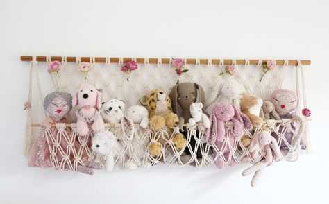 Stuffed Animal Display, Macrame Baby Room, Teddy Storage, Stuffed Animal Displays, Stuffed Animal Hammock, Kids Bedroom Storage, Soft Toy Storage, Toy Hammock, Macrame Baby