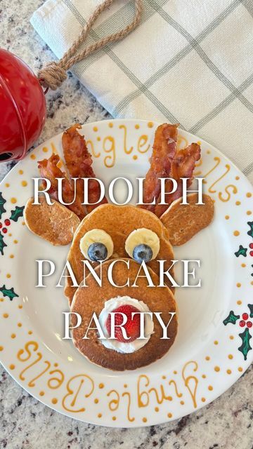 Christmas Theme Breakfast Kids, Reindeer Pancakes Kid, Rudolph Pancakes, Pancake Birthday Party, Reindeer Pancakes, Rudolph Party, Holiday Pancakes, Themed Meals, Christmas Pancakes