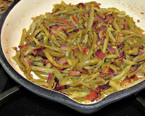 Cajun Side Dishes Louisiana, Louisiana Beans And Rice, Cajun Green Beans, Vegetarian Creole Recipes, Creole Butter Beans, Creole Red Beans, Vegetable Ideas, Cajun Pasta, Green Beans With Bacon