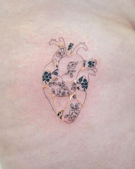 Florence And The Machine Tattoo, Kintsugi Heart, Kintsugi Tattoo, Florence And The Machine, Tattoo Heart, Machine Tattoo, Muster Tattoos, Write An Email, Time Tattoos